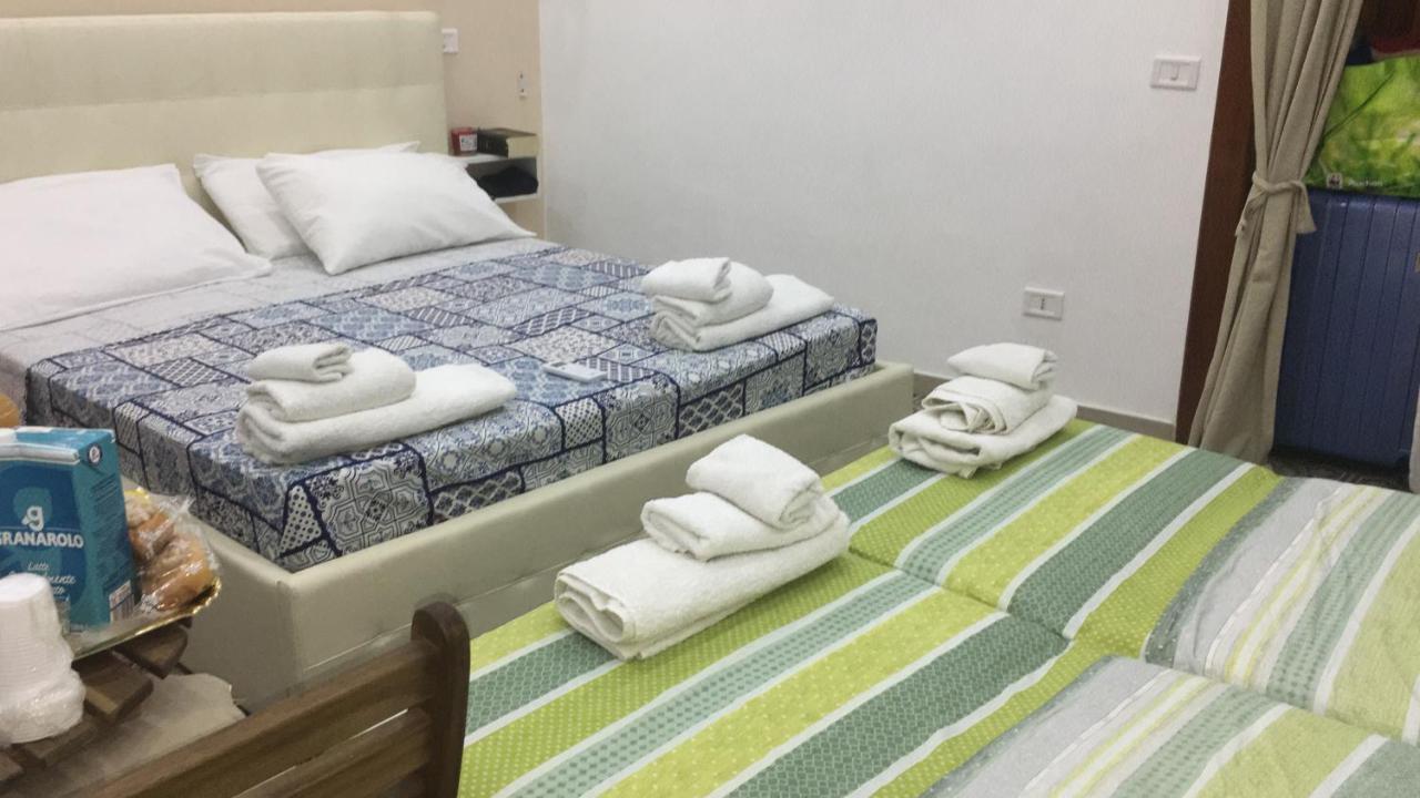 Decumani Prestige Bed and Breakfast Νάπολη Εξωτερικό φωτογραφία